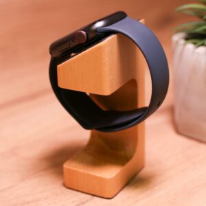 Apple Watch SE GPS 44mm Space Gray Aluminum Case with Midnight Sport Band (MKQ63) Б/У - Зображення 3