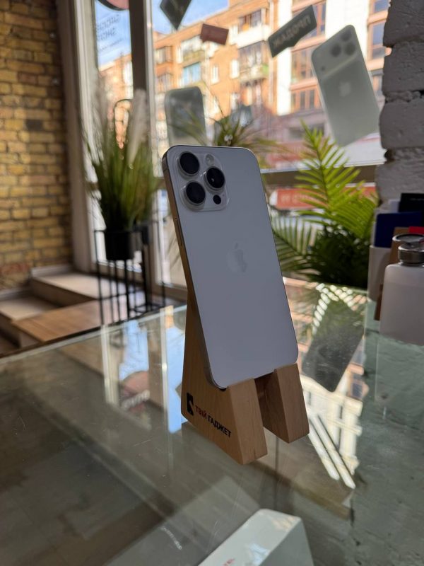 Apple iPhone 15 Pro Max 256GB White Titanium (MU783) Б/У - ТвойGadget