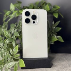 Apple iPhone 15 Pro 128GB White Titanium (MTUW3) Б/У