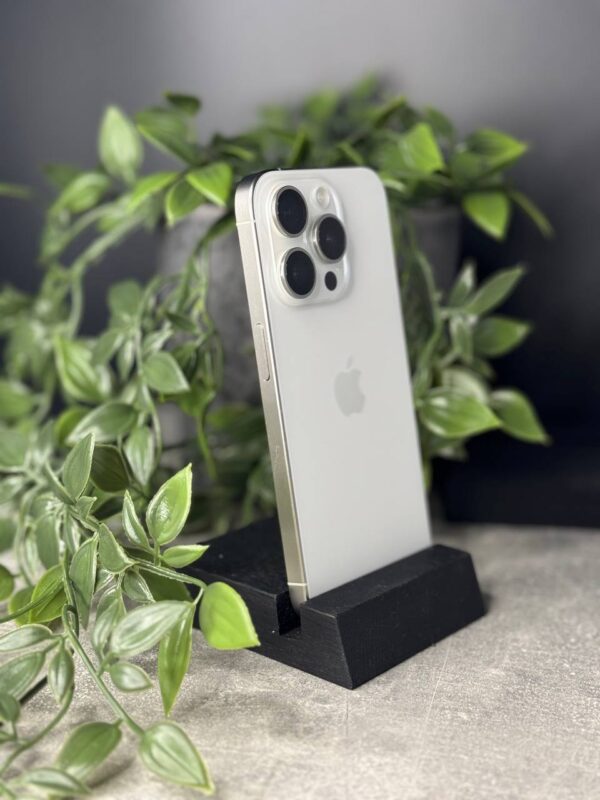 Apple iPhone 15 Pro 128GB White Titanium (MTUW3) Б/У - ТвойGadget