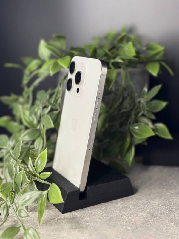 Apple iPhone 15 Pro 128GB White Titanium (MTUW3) Б/У - ТвойGadget