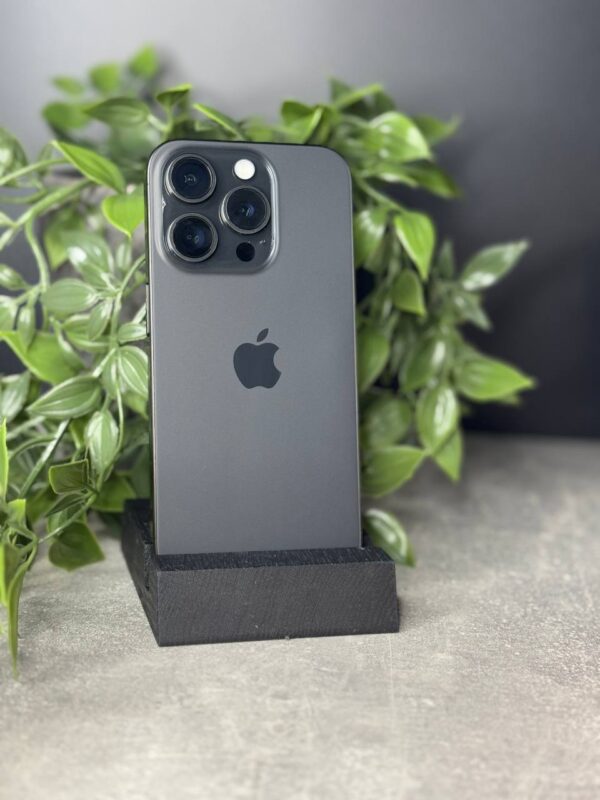 photo_5373293061741863496_y Apple iPhone 15 Pro 256GB Black Titanium (MTV13) Б/У - ТвойGadget