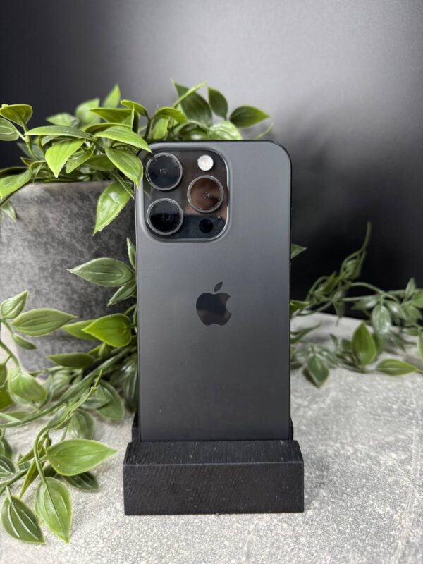 Apple iPhone 15 Pro 128GB Black Titanium (MTUV3) Б/У - ТвойGadget