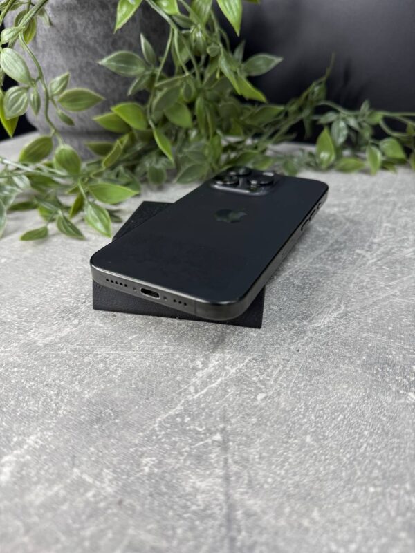 Apple iPhone 15 Pro 128GB Black Titanium (MTUV3) Б/У - ТвойGadget