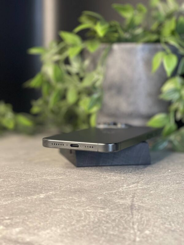 Apple iPhone 15 Pro Max 512GB Black Titanium (MU7C3) Б/В - ТвойGadget