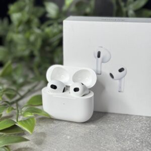 Навушники TWS Apple AirPods 3rd generation with Lightning Charging Case (MPNY3) [Вітринні] - Зображення 1