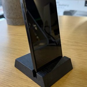 Apple iPhone 16 Pro 128GB eSIM Black Titanium (MYM93) Б/У — изображение 3
