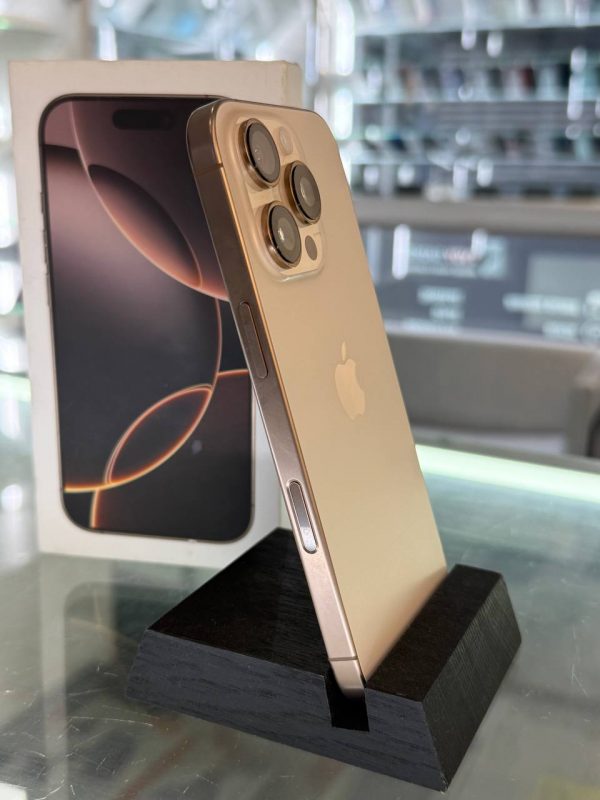 Apple iPhone 16 Pro 512GB Desert Titanium (MYNP3) Б/В - ТвойGadget